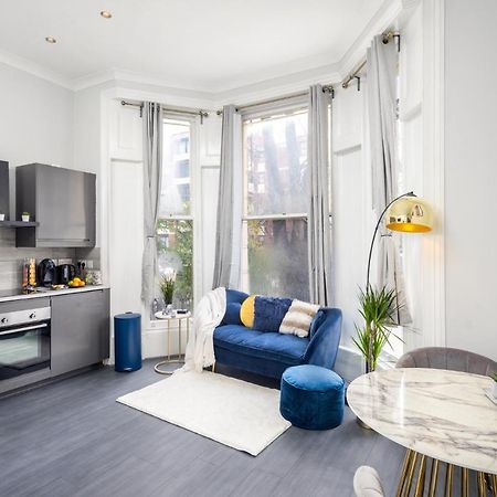 Kensington Modern Apartment 런던 외부 사진