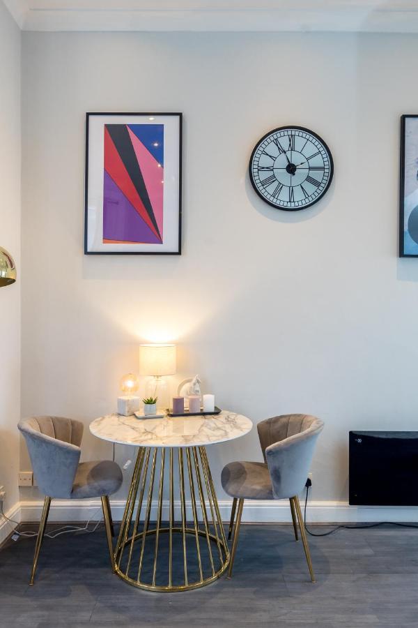 Kensington Modern Apartment 런던 외부 사진