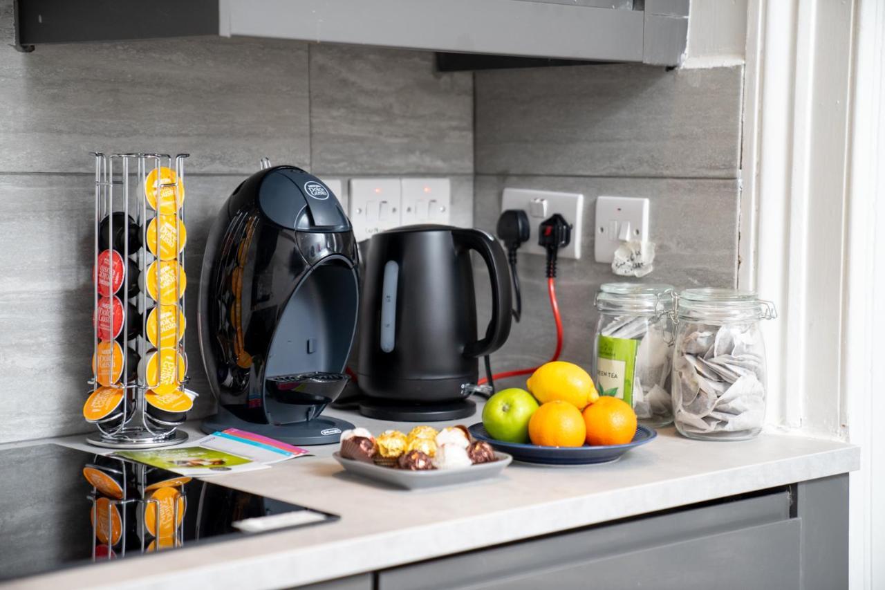 Kensington Modern Apartment 런던 외부 사진